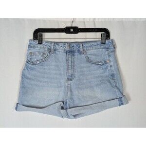 Stitch Star Jean Shorts 8 Women's Blue Light Wash Cuffed Hem Denim Casual Beach
